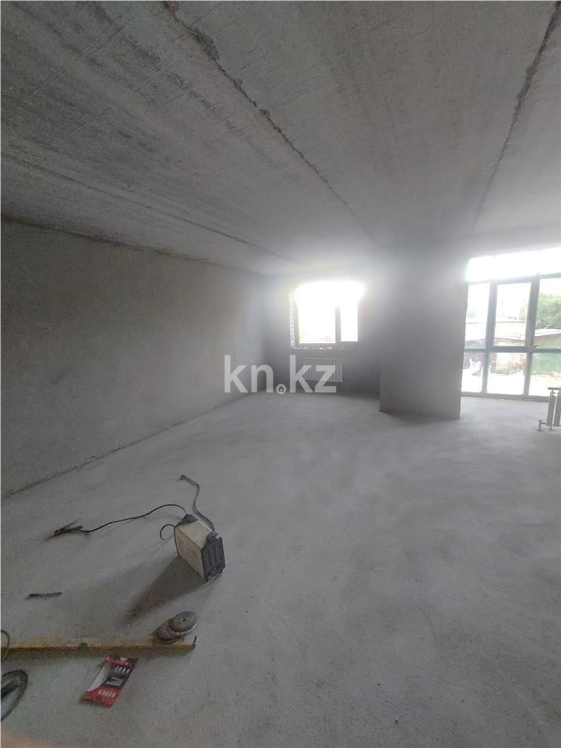 Продажа 1-комнатной квартиры, 41 м², ул. Муканова в Караганде - фото 2