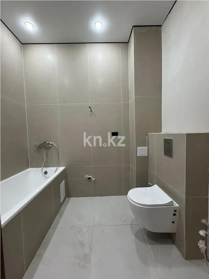 Продажа 3-комнатной квартиры, 68 м², ул. Е-15, дом  13/2 в Астане - фото 4