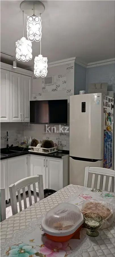 Продажа 3-комнатной квартиры, 92 м², ул. Жунисова, дом  10/7 в Алматы - фото 4