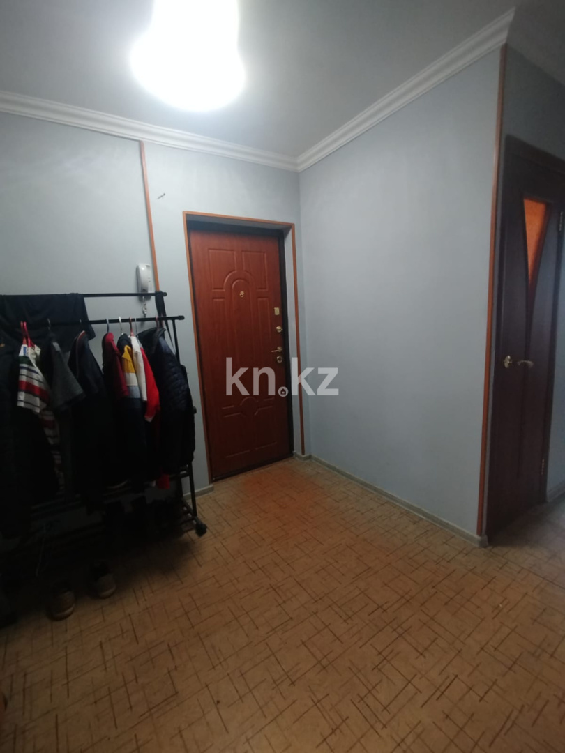 Продажа 3-комнатной квартиры, 62.8 м² в Караганде - фото 9