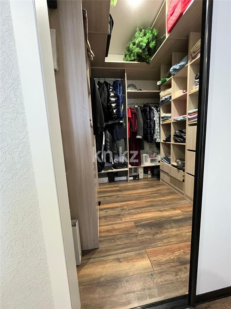 Продажа 2-комнатной квартиры, 66 м², ул. Ашимова в Караганде - фото 7