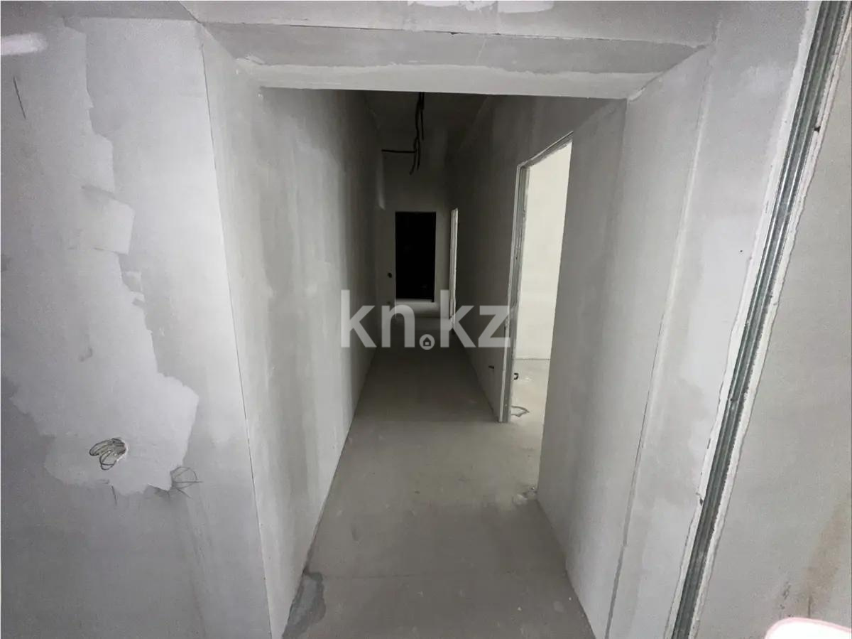 Продажа 4-комнатной квартиры, 121.7 м² в Алматы - фото 3