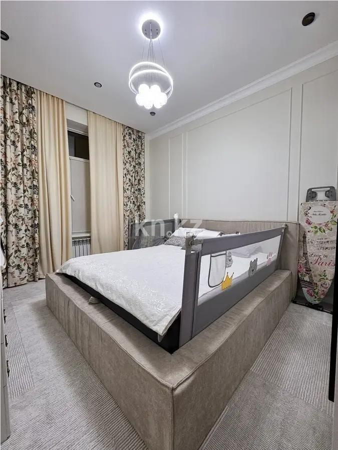 Продажа 3-комнатной квартиры, 72.5 м², ул. 16-я, дом  4 в Алматы - фото 2