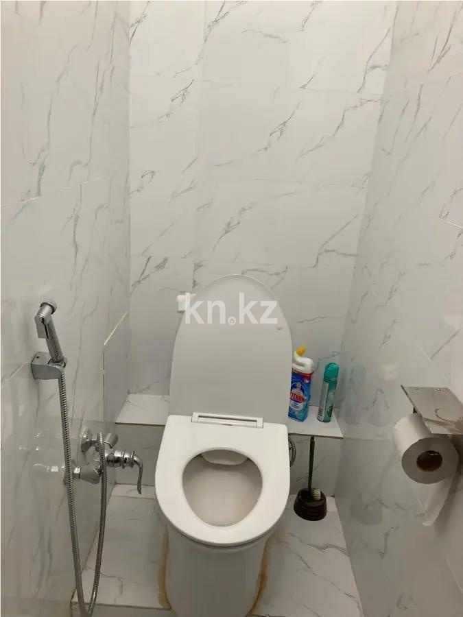 Продажа 2-комнатной квартиры, 61 м², ул. Зенкова, дом  25 в Алматы - фото 5