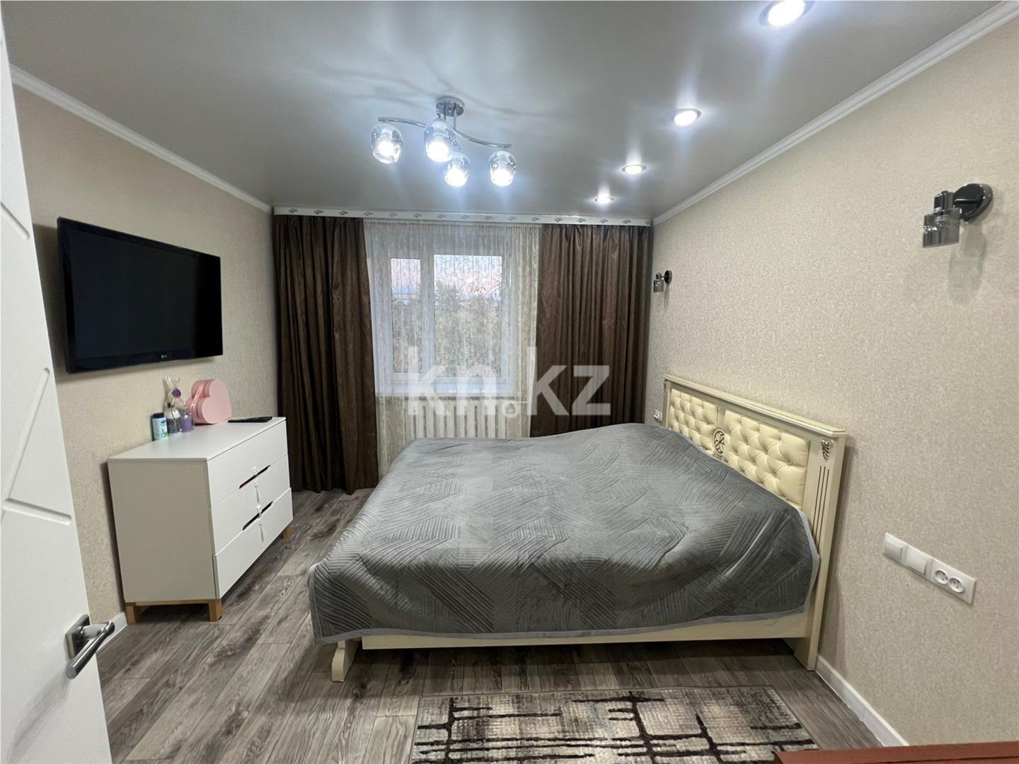Продажа 3-комнатной квартиры, 62 м², ул. Ермекова в Караганде - фото 3