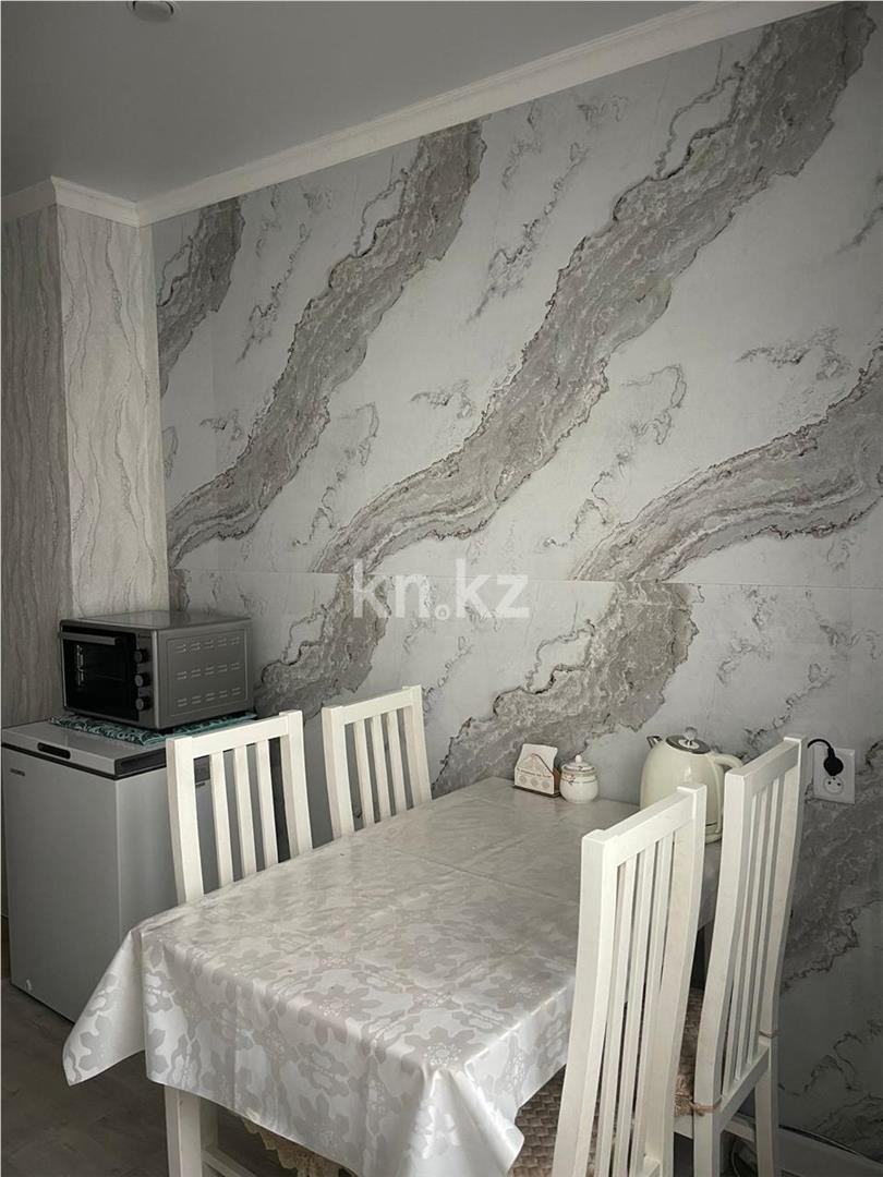 Продажа 3-комнатной квартиры, 61 м², мкр-н Восток-3 в Караганде - фото 7