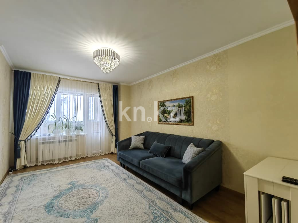 Продажа 3-комнатной квартиры, 90 м² в Караганде