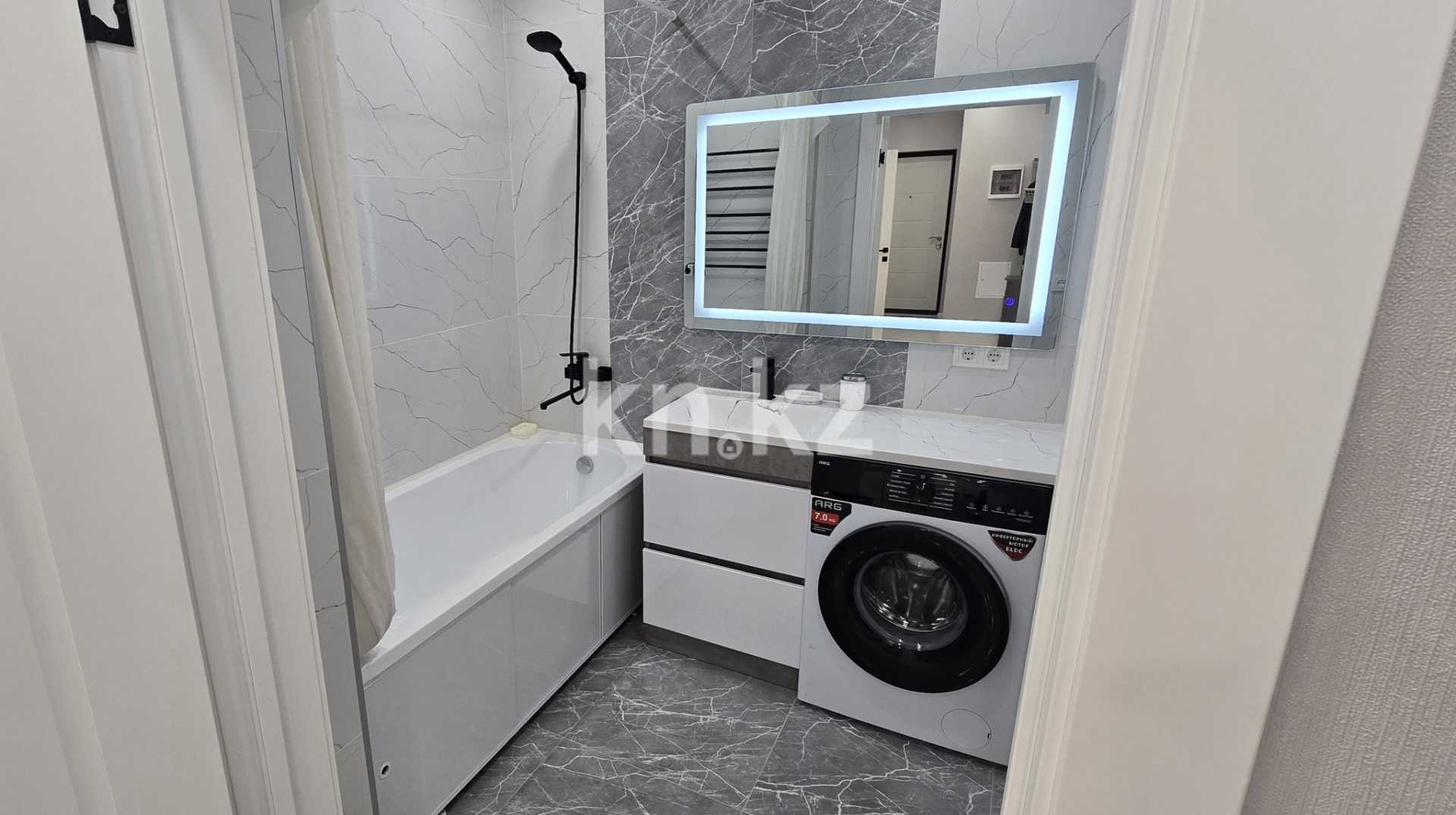 Аренда 2-комнатной квартиры, 76 м² в Алматы - фото 6