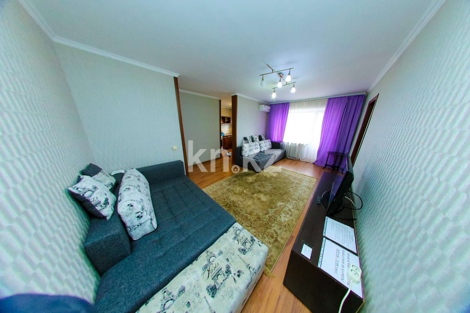 Аренда 2-комнатной квартиры посуточно, 50 м², ул. Кайсенова, дом  123 в Усть-Каменогорске - фото 6