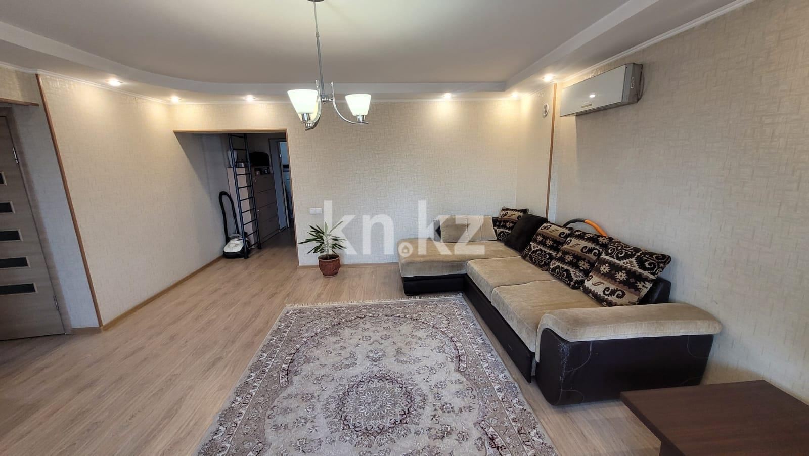 Продажа 3-комнатной квартиры, 64 м², пр. Назарбаева в Караганде - фото 2