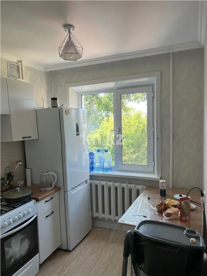 Продажа 2-комнатной квартиры, 48 м², 2 кв-л, дом  24 в Караганде - фото 3