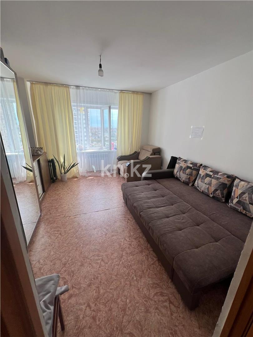 Продажа 2-комнатной квартиры, 64 м², ул. Ашимова в Караганде - фото 3