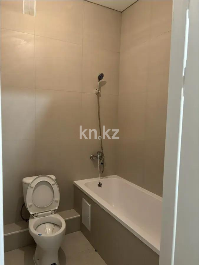 Продажа 1-комнатной квартиры, 37 м², ул. Айтматова, дом  79 в Астане - фото 4