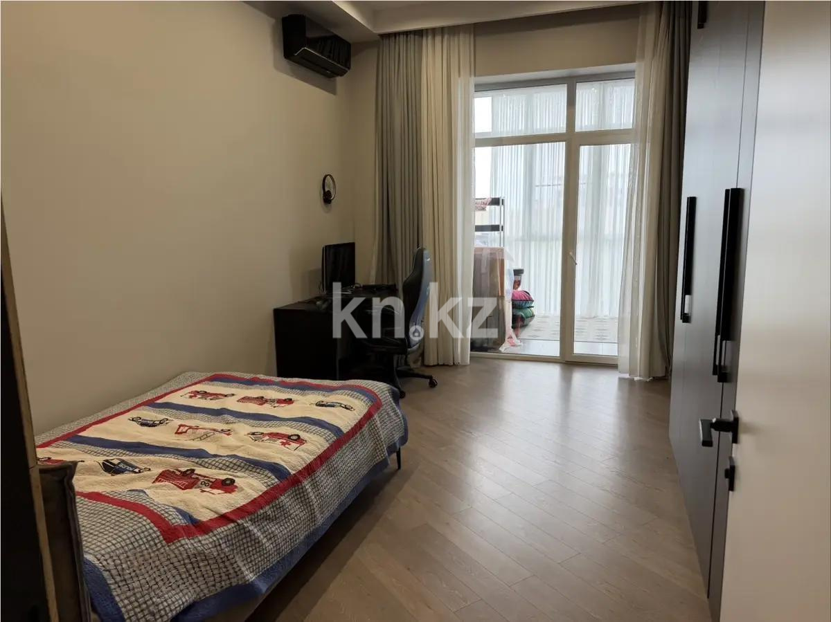 Продажа 4-комнатной квартиры, 159.7 м² в Алматы - фото 3
