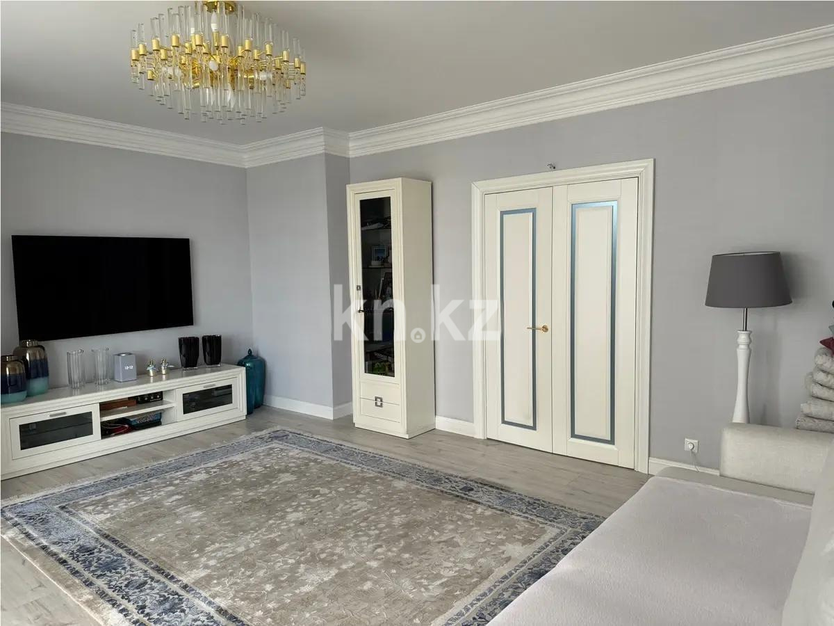 Продажа 5-комнатной квартиры, 200 м², ул. Кенесары, дом  65 в Астане