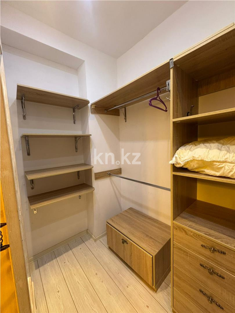 Продажа 3-комнатной квартиры, 105 м², пр. Бухар-жырау в Караганде - фото 5