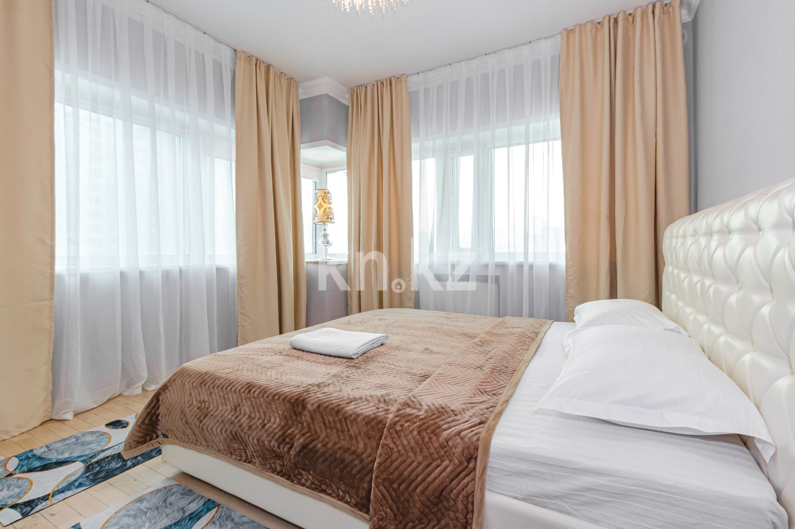 Аренда 4-комнатной квартиры посуточно, 156 м², ул. Достык, дом  5 в Астане - фото 10