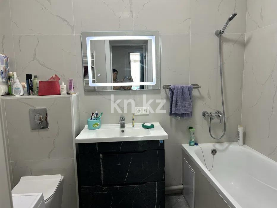 Продажа 3-комнатной квартиры, 73 м², мкр-н Калкаман-1, дом  5/1 в Алматы - фото 4