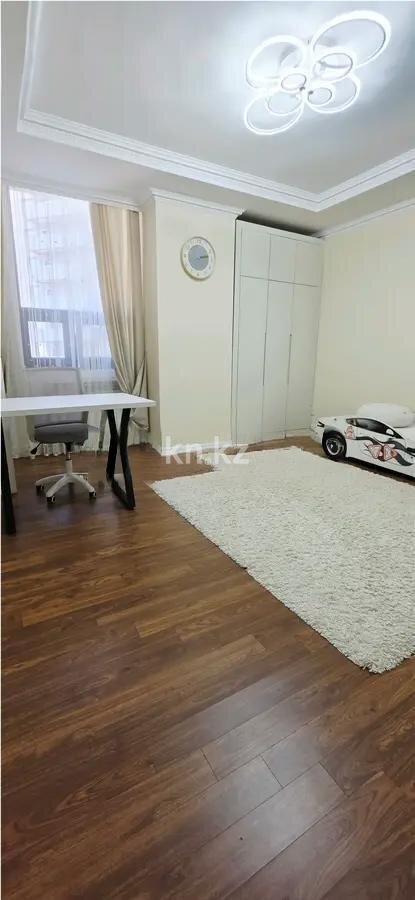 Продажа 4-комнатной квартиры, 176 м² в Астане - фото 3