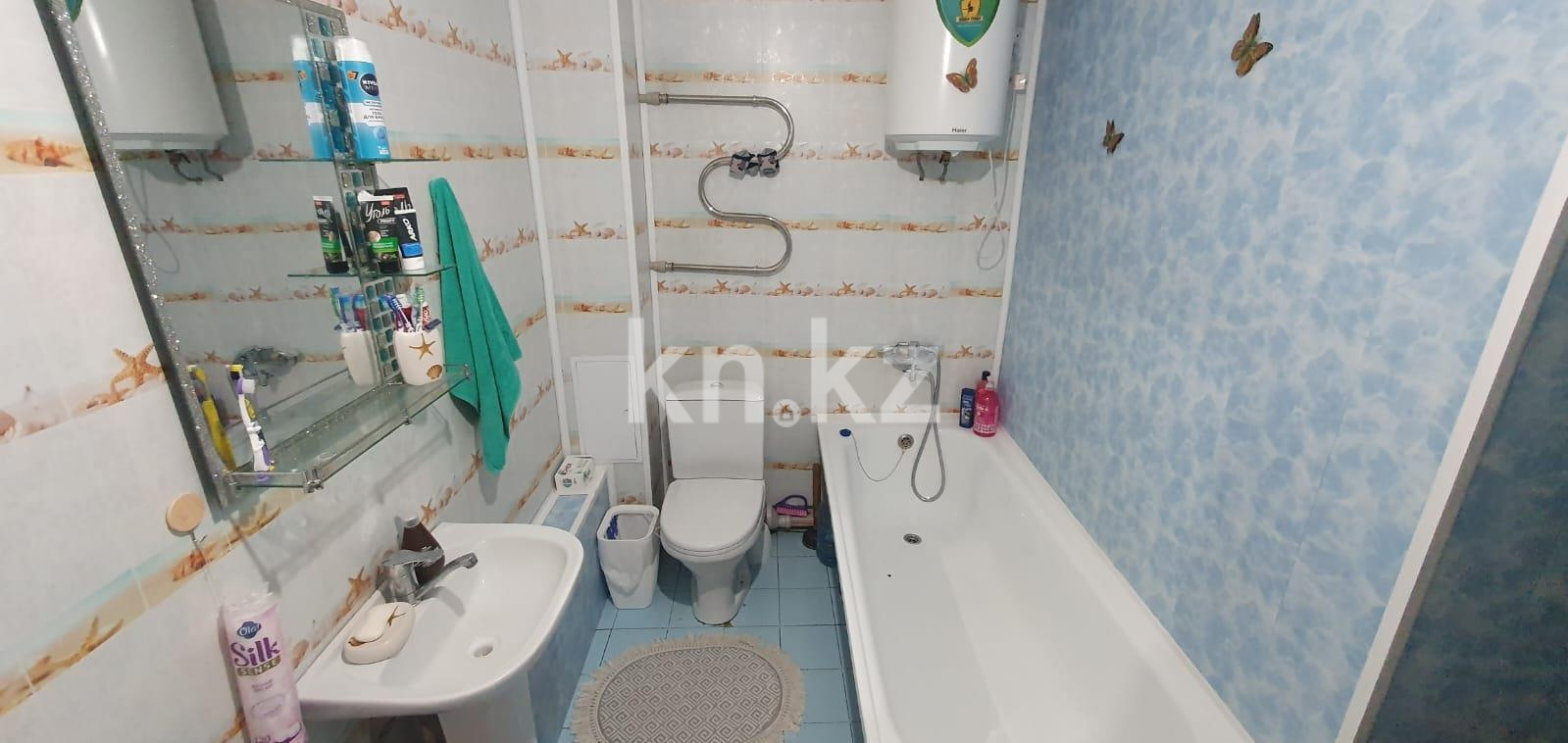 Продажа 3-комнатной квартиры, 74 м², ул. Дружбы в Караганде - фото 11