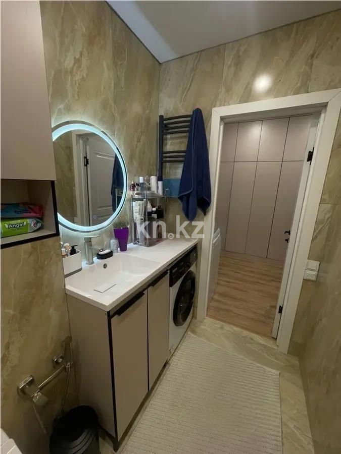 Продажа 2-комнатной квартиры, 46 м², ул. Толе би, дом  189/3 в Алматы - фото 4