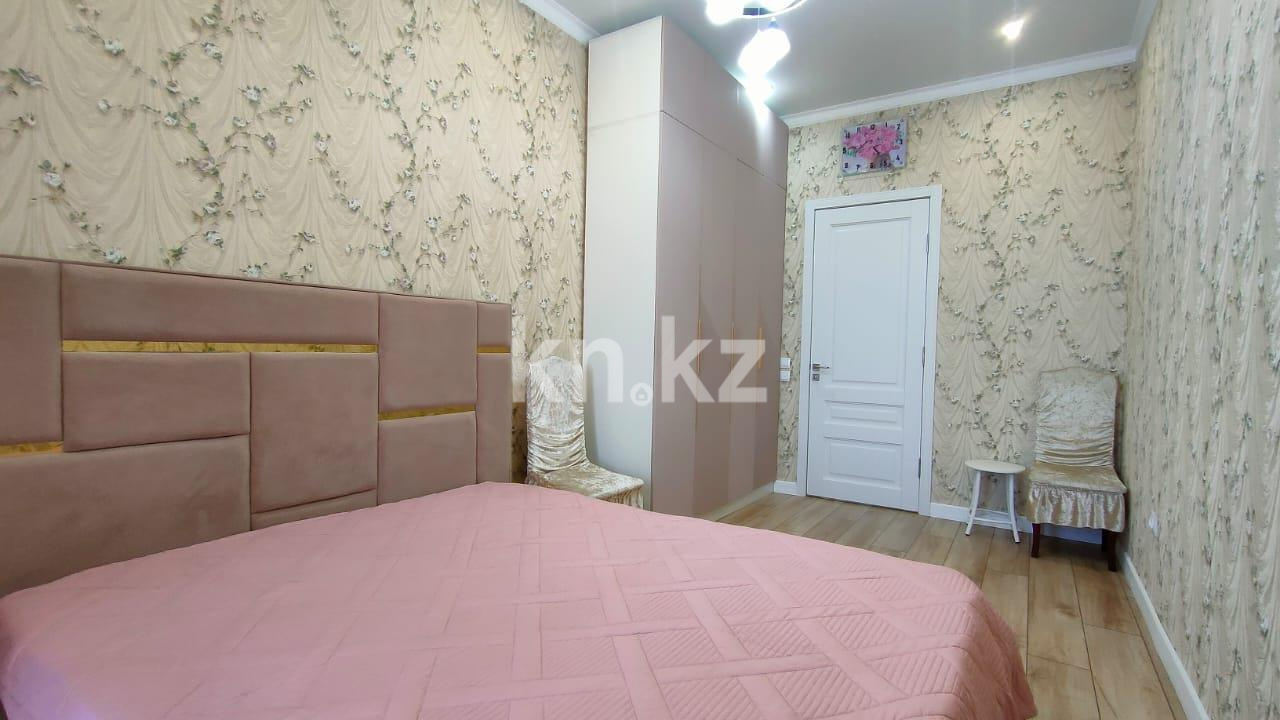 Продажа 2-комнатной квартиры, 60 м², ул. Муканова в Караганде - фото 8