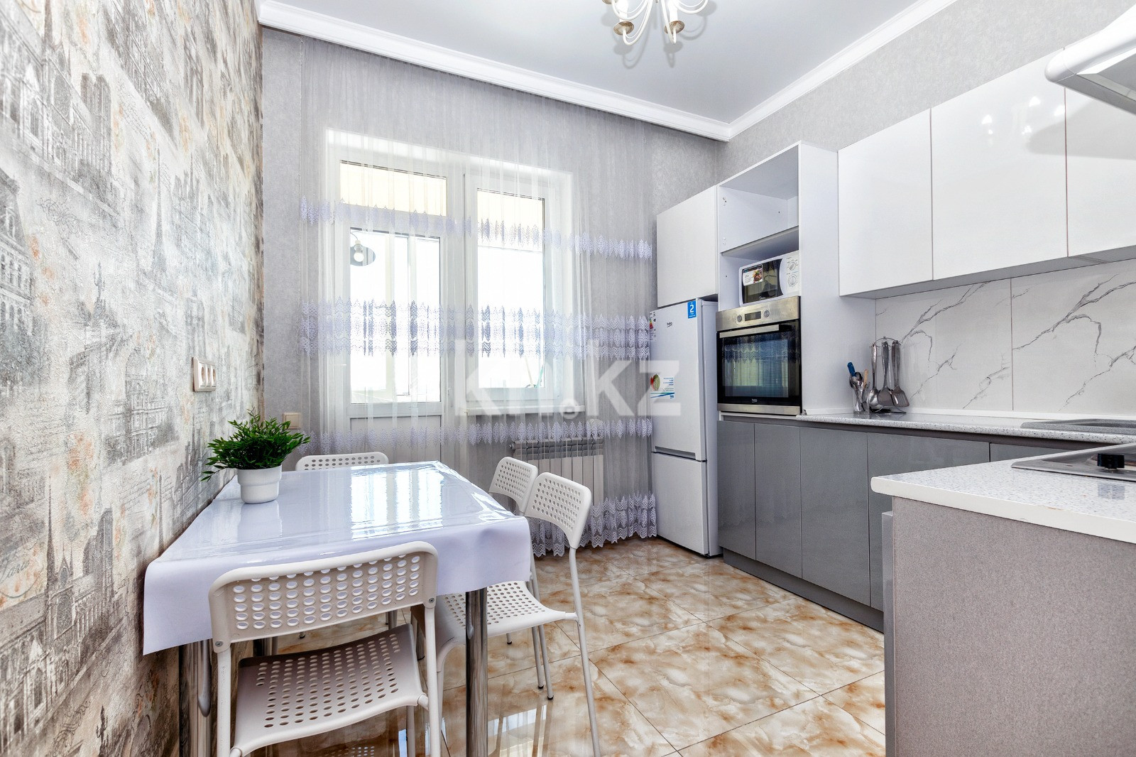 Аренда 1-комнатной квартиры посуточно, 44 м², ул. Сауран, дом  10б - ул. Достык в Астане - фото 9