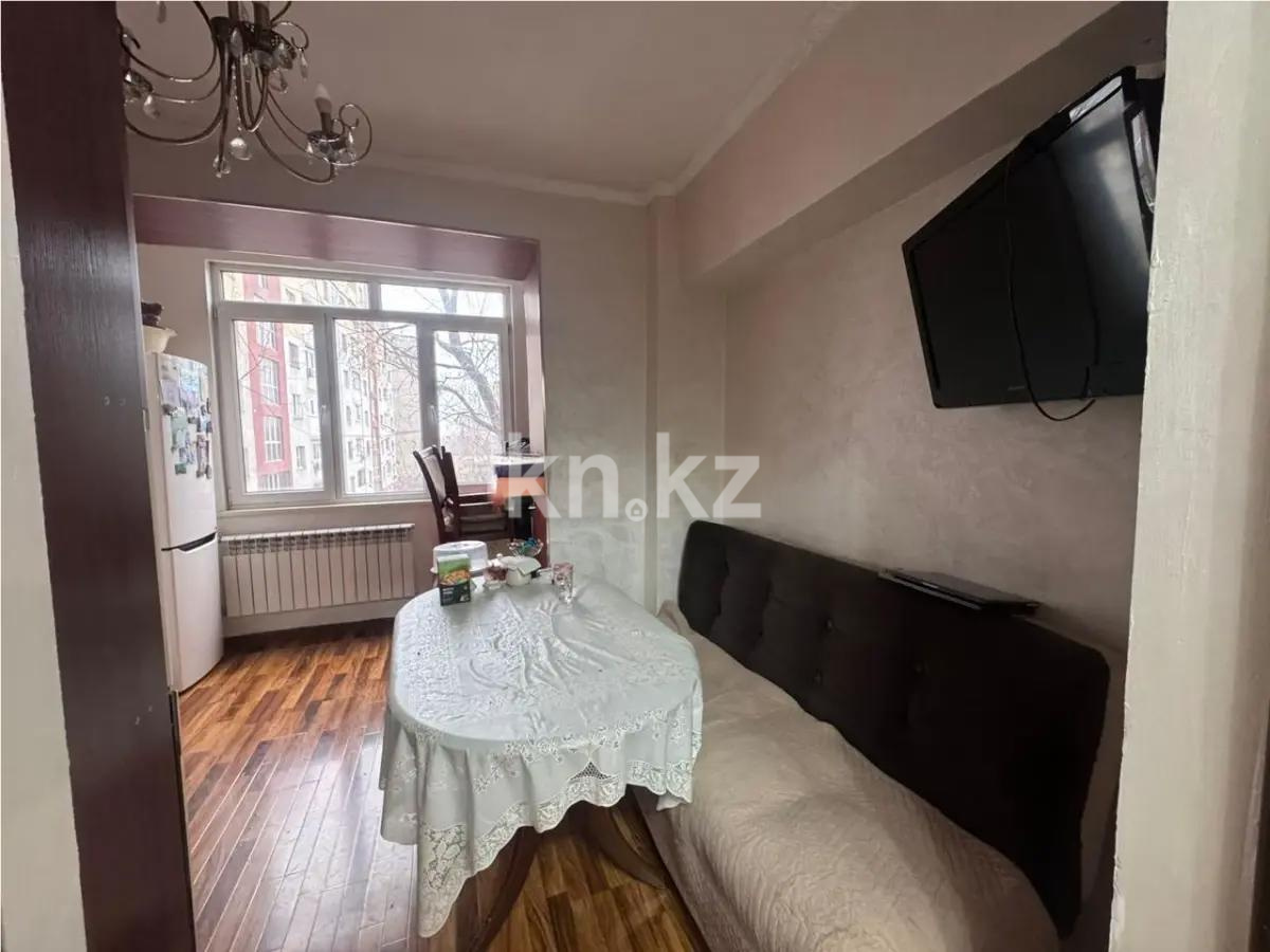 Продажа 2-комнатной квартиры, 50 м², мкр. Аксай-3б, дом  2 в Алматы - фото 3