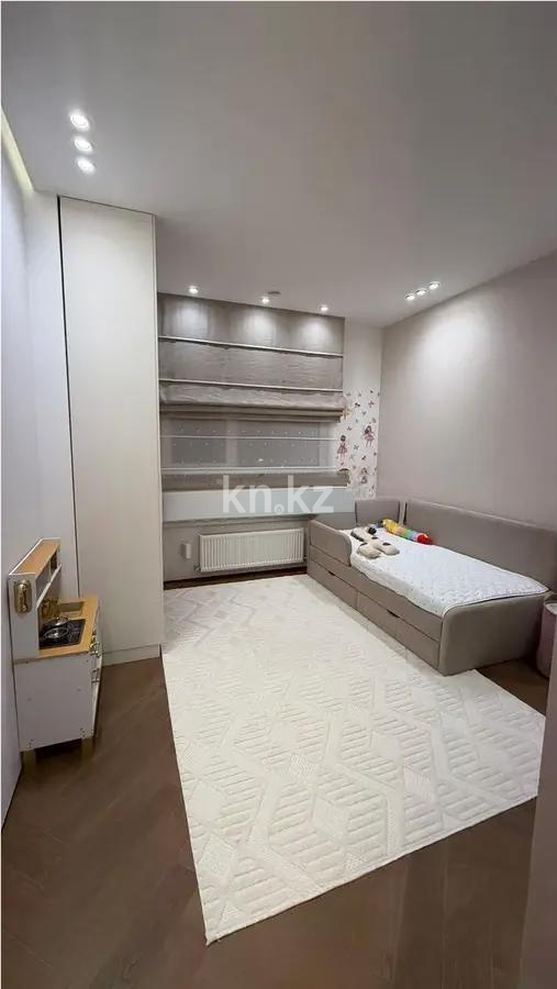 Продажа 3-комнатной квартиры, 106 м², ул. Е-900, дом  4 в Астане - фото 3