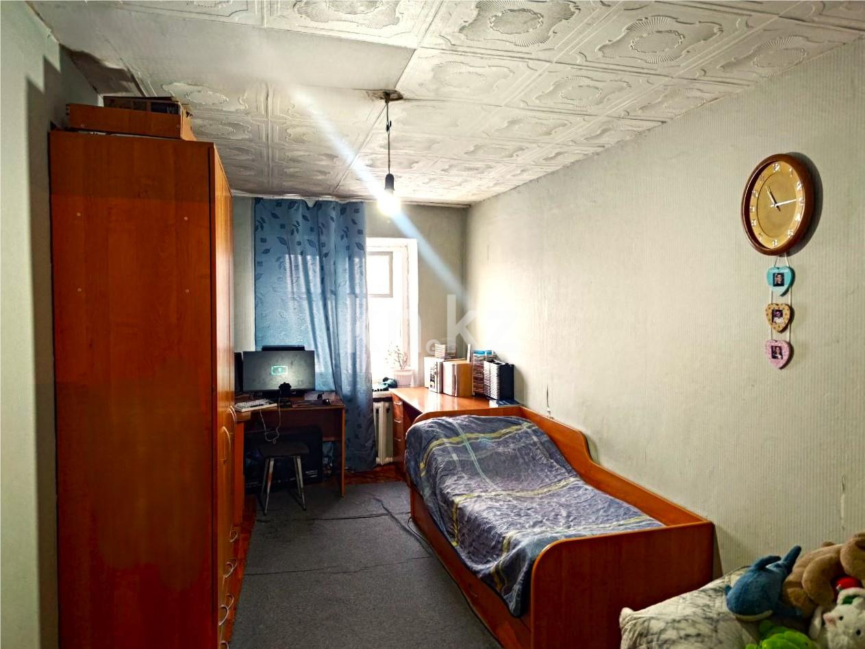 Продажа 3-комнатной квартиры, 59 м², 21 мкр., дом  18 в Караганде - фото 3