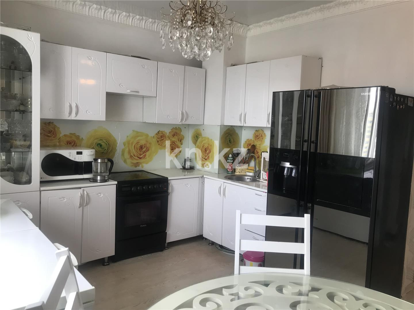 Продажа 3-комнатной квартиры, 80 м², ул. Сарыарка в Караганде - фото 6