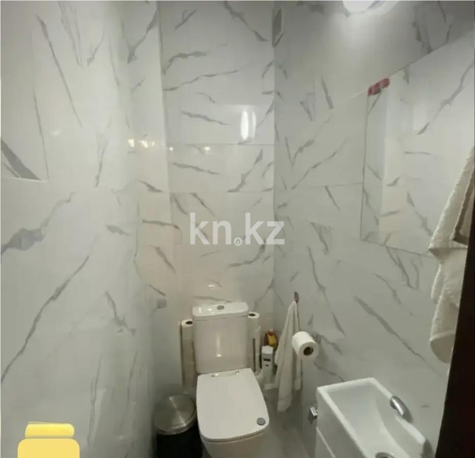 Продажа 3-комнатной квартиры, 70.6 м² в Алматы - фото 6