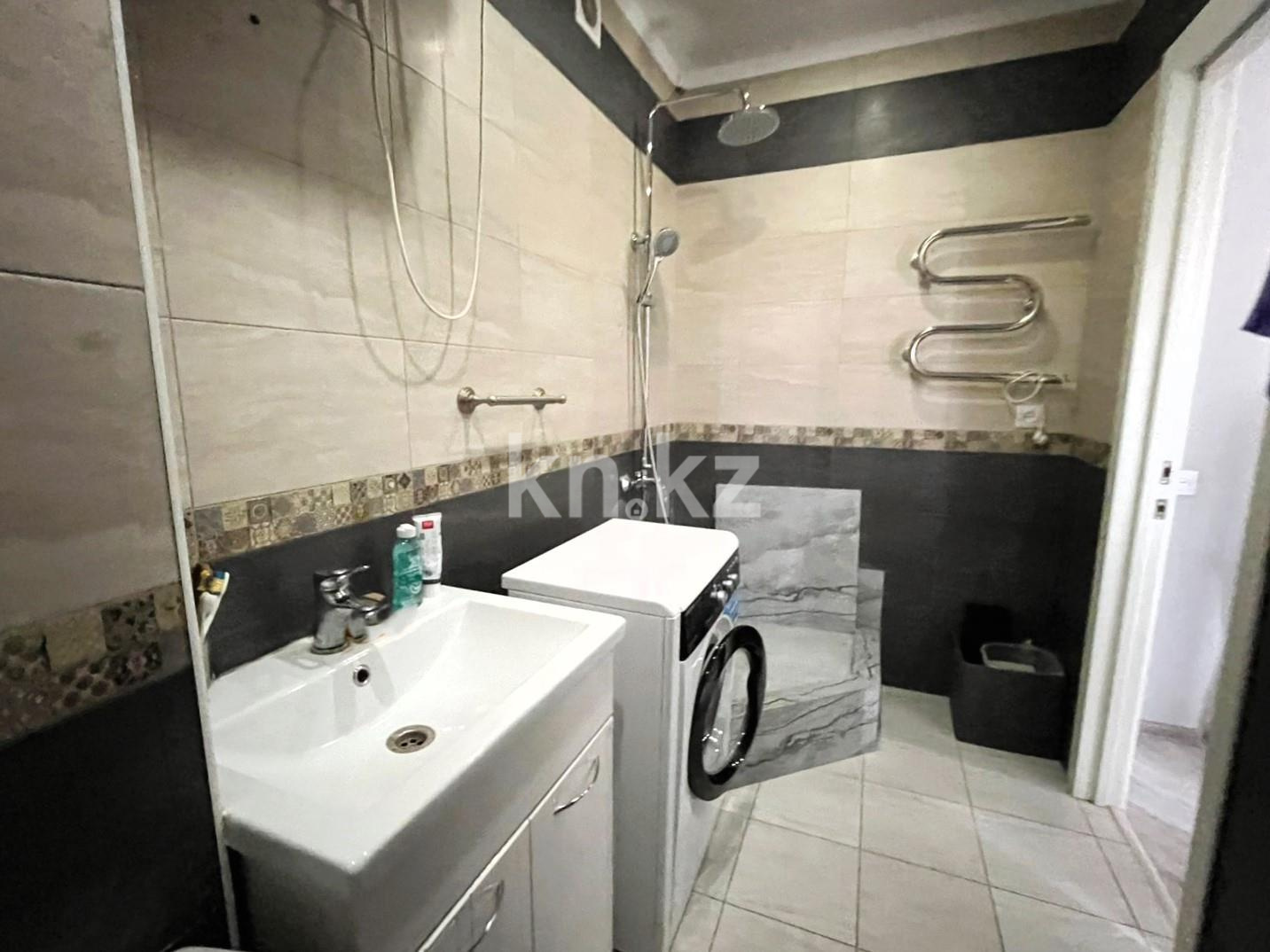 Продажа 3-комнатной квартиры, 86 м², 83 квартал в Караганде - фото 21