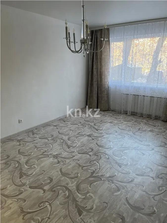 Продажа 1-комнатной квартиры, 30 м², мкр-н 19, дом  40 в Караганде