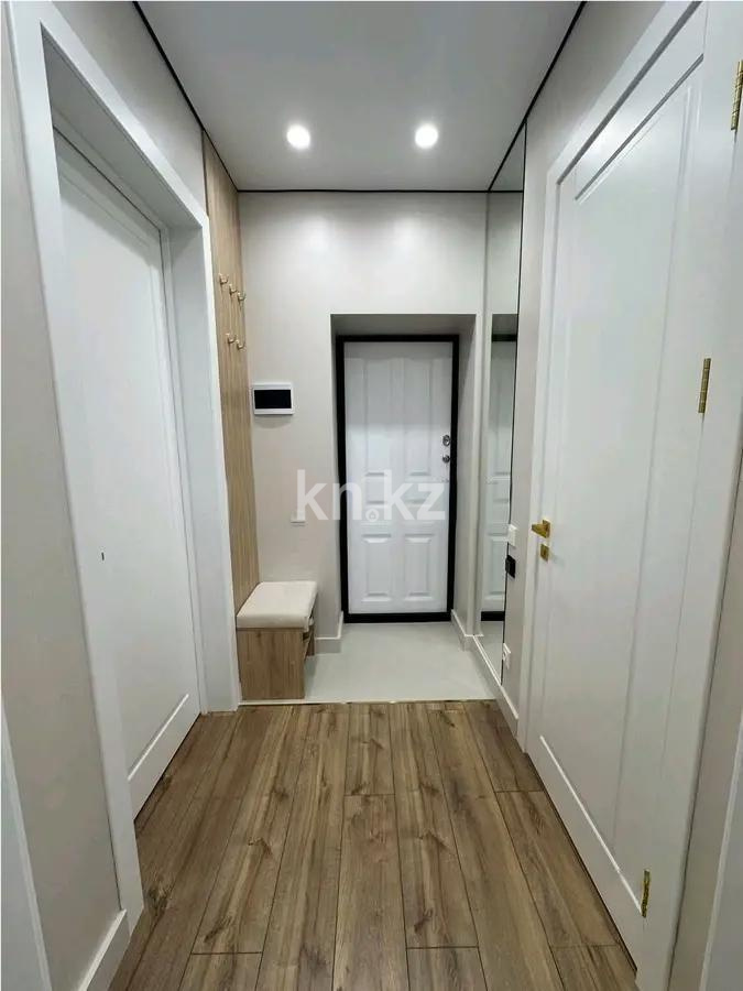 Продажа 1-комнатной квартиры, 35.2 м², ул. Сауран, дом  6 в Астане - фото 4