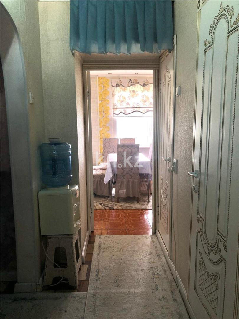 Продажа 4-комнатной квартиры, 79 м², ул. Дюсембекова, дом  39 в Караганде - фото 11