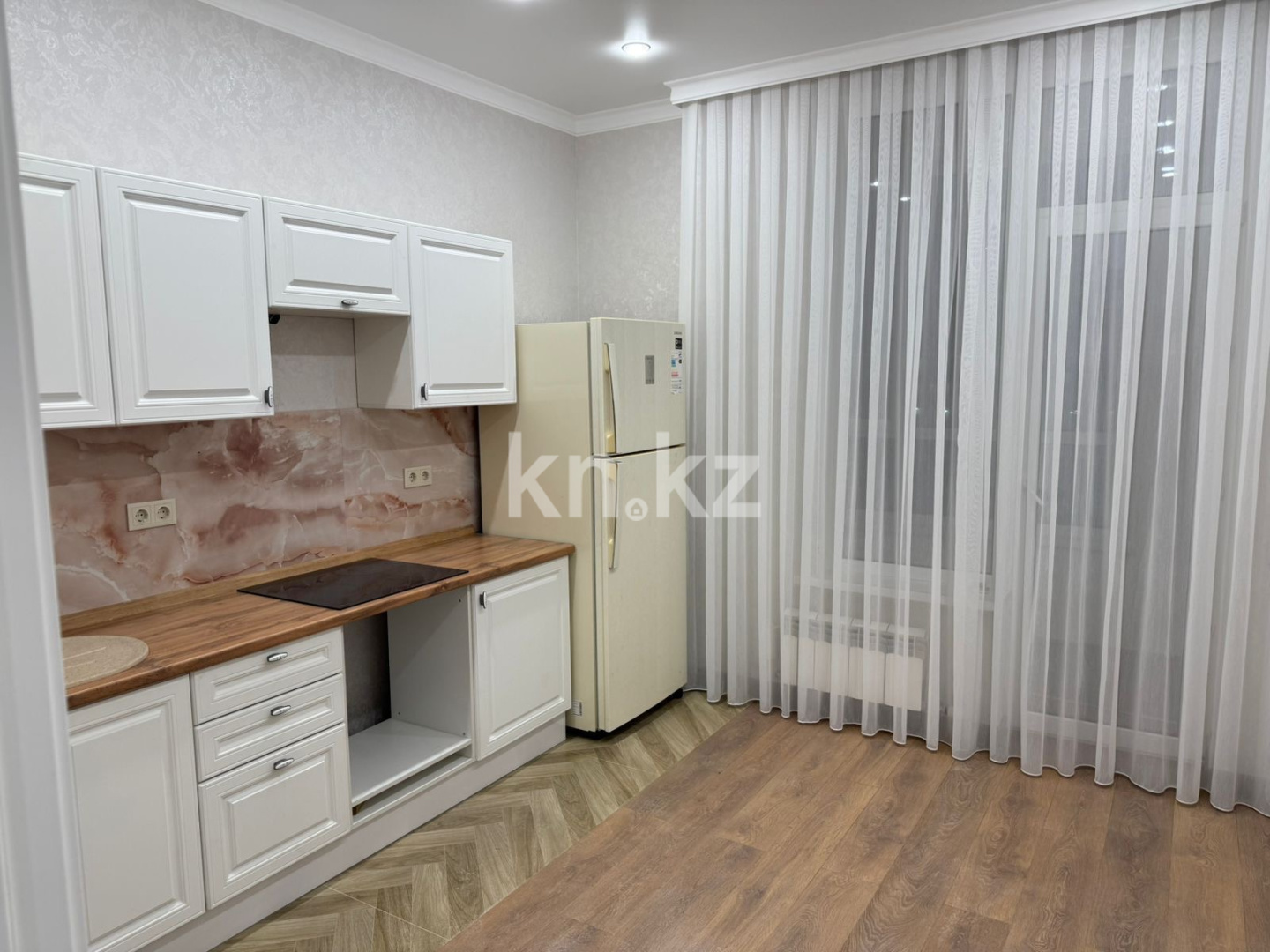 Аренда 1-комнатной квартиры, 38 м² в Астане