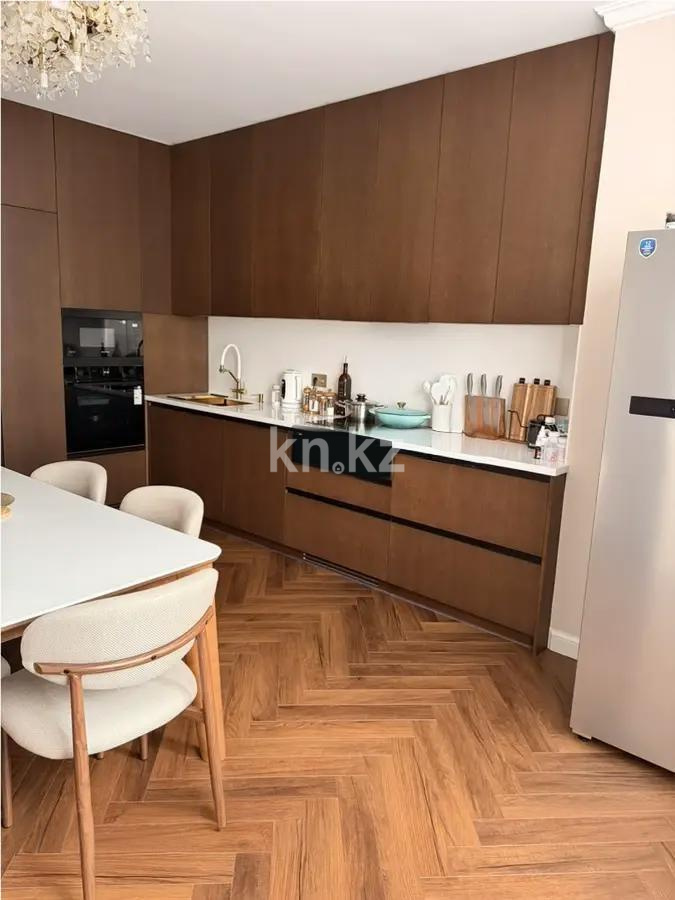 Продажа 4-комнатной квартиры, 140 м² в Алматы - фото 3