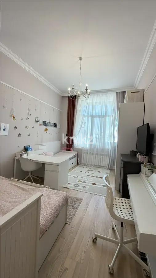Продажа 5-комнатной квартиры, 154.9 м² в Астане - фото 3