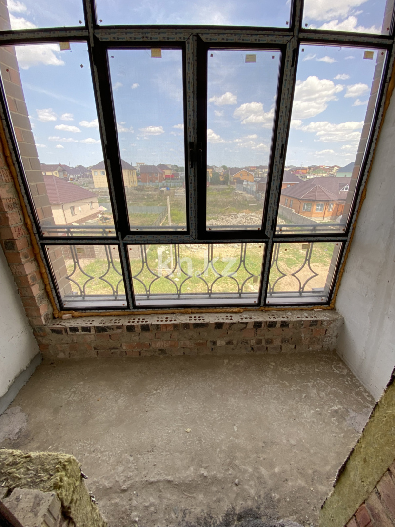 Продажа 5-комнатной квартиры, 147 м², пр. Республики, дом  49/1 в Караганде - фото 19