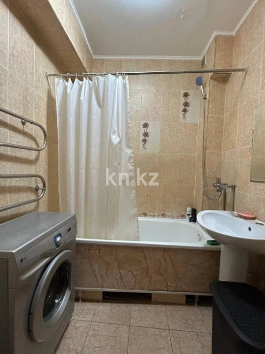 Продажа 2-комнатной квартиры, 54 м² в Алматы - фото 11