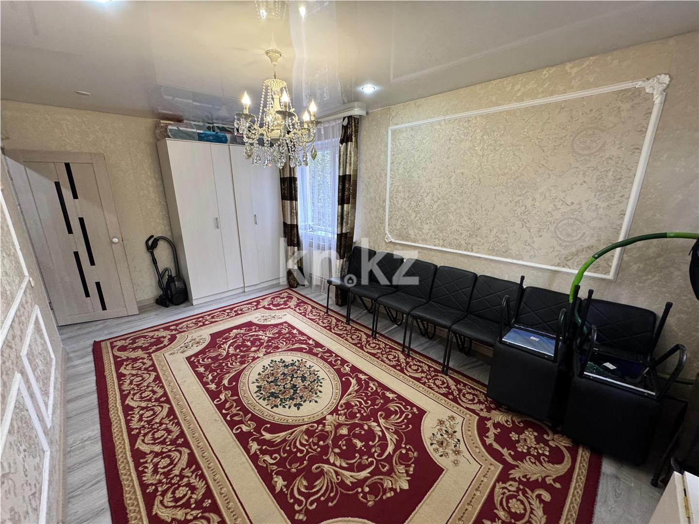 Продажа 3-комнатной квартиры, 62 м², мкр-н 15 в Караганде - фото 4