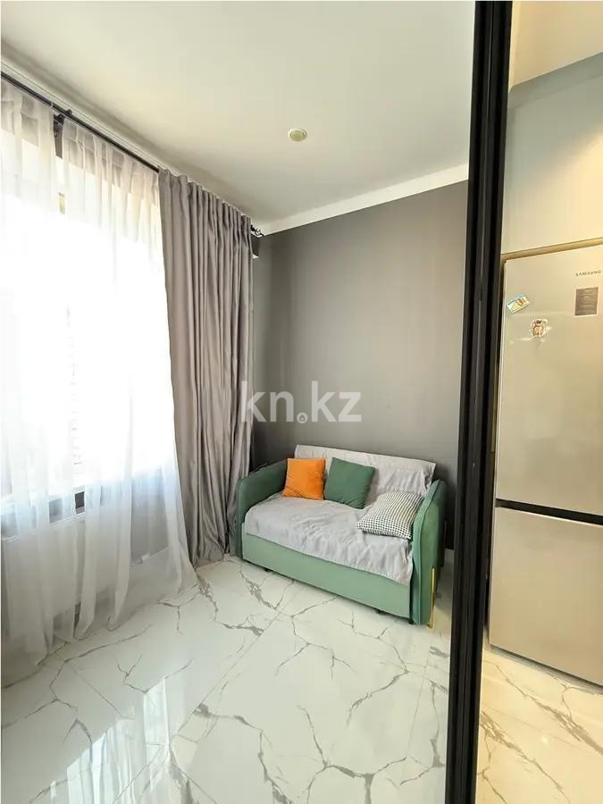 Продажа 2-комнатной квартиры, 72 м², ул. Сатпаева, дом  90/54 в Алматы - фото 3