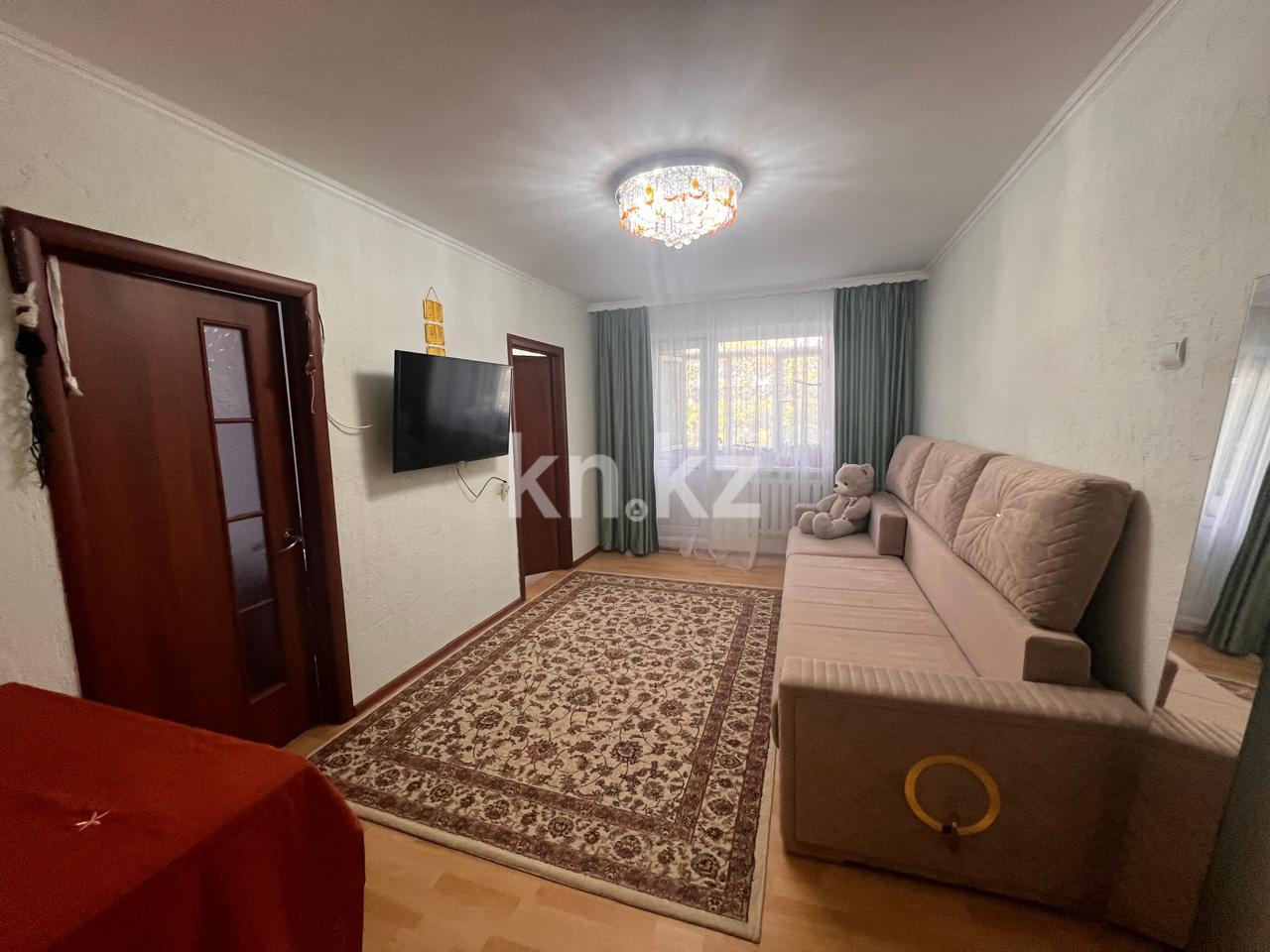 Продажа 3-комнатной квартиры, 47 м², мкр. Восток-2, дом  13 в Караганде