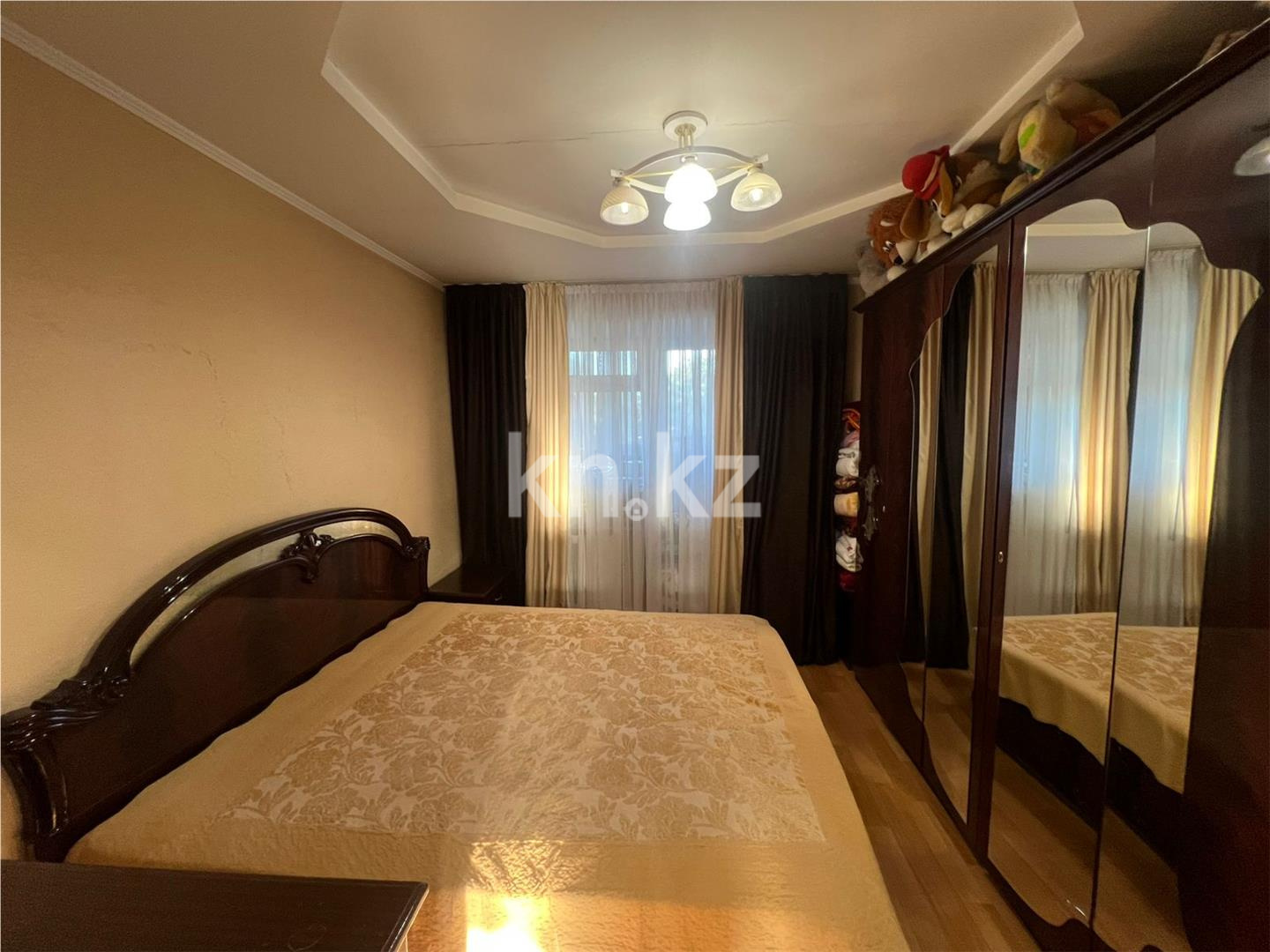 Продажа 4-комнатной квартиры, 75 м², ул. Академическая в Караганде - фото 3