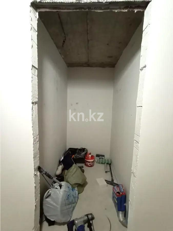 Продажа 3-комнатной квартиры, 65 м², ул. Нажимеденова, дом  34 в Астане - фото 4