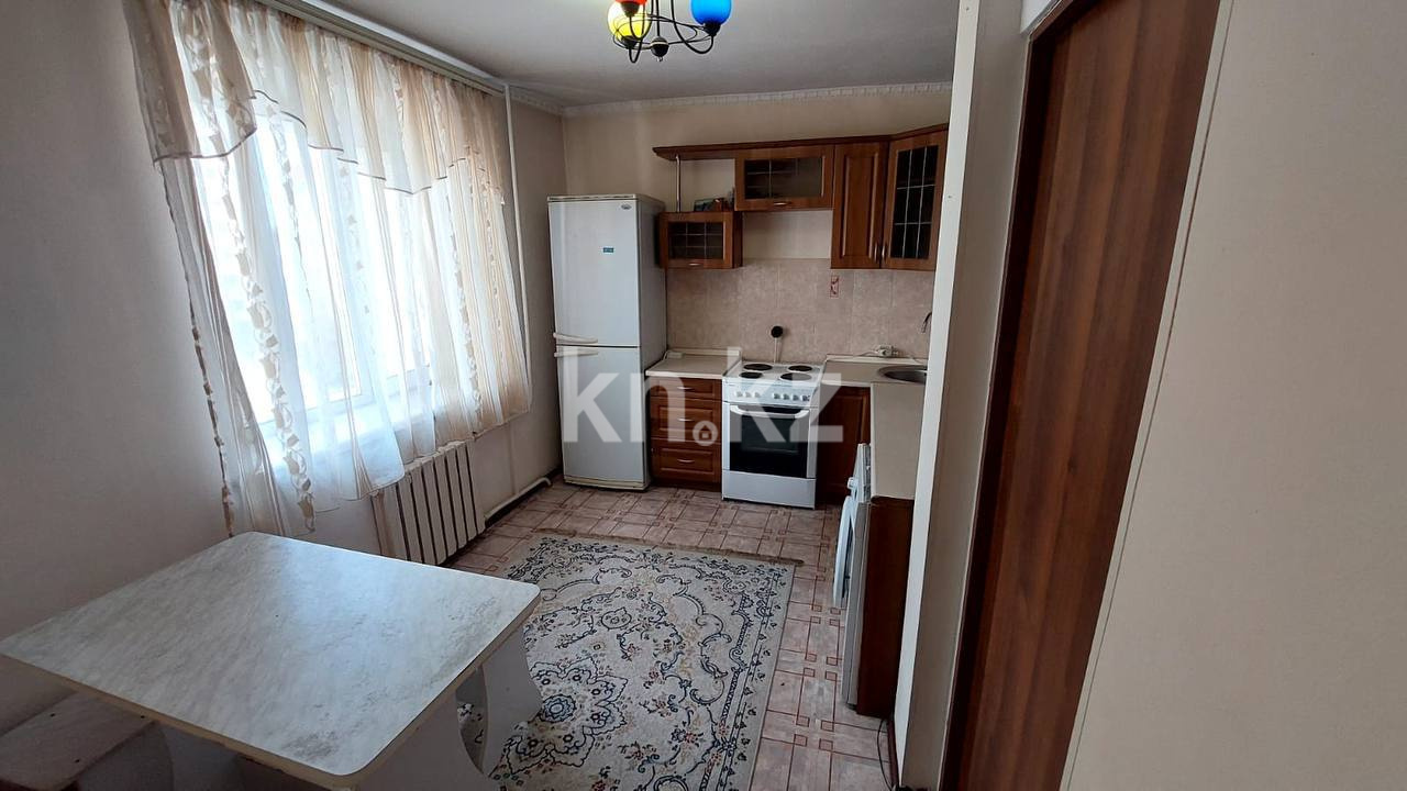 Аренда 1-комнатной квартиры, 40 м² в Астане