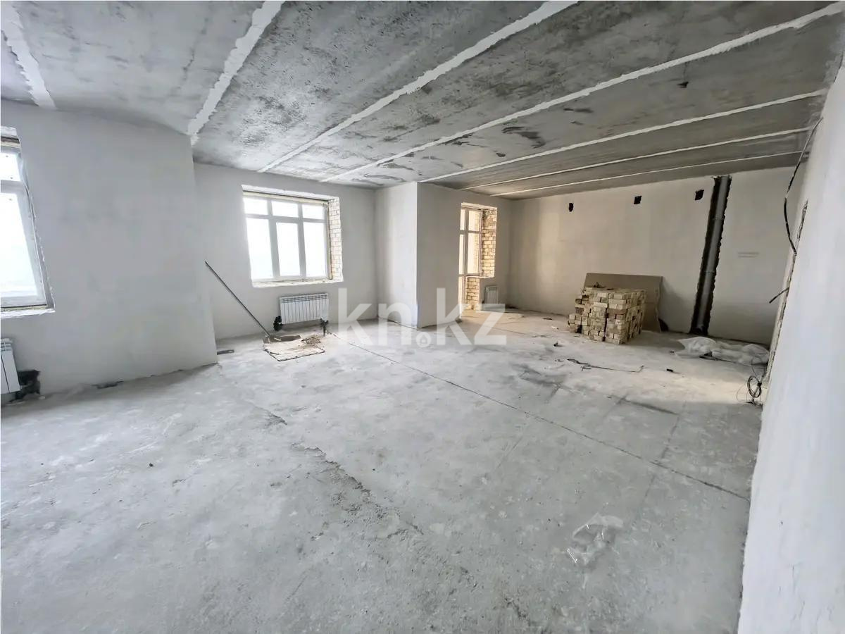 Продажа 3-комнатной квартиры, 92 м² в Караганде