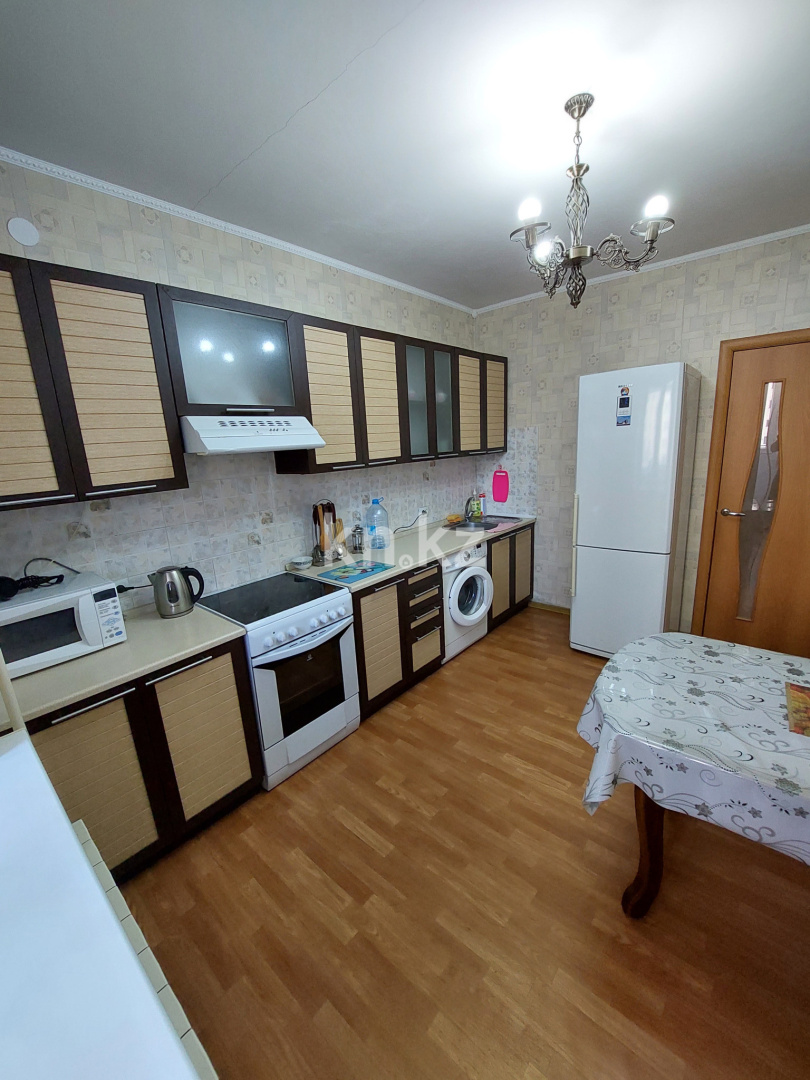 Аренда 1-комнатной квартиры посуточно, 38 м², пр. Сарыарка, дом  11 - ул. Кенесары в Астане - фото 3