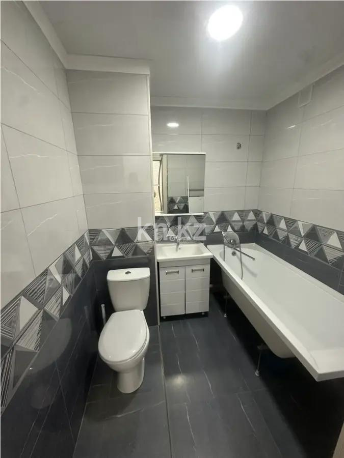 Продажа 1-комнатной квартиры, 43.9 м², мкр-н Мамыр-4, дом  304 в Алматы - фото 3